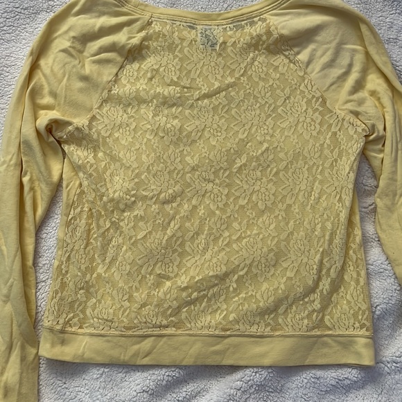 PINK crewneck. - Picture 2 of 3